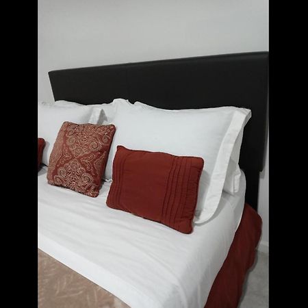 アーヴィントン"Cozy Basement Retreat Just 40 Minutes To Nyc!"アパートメント エクステリア 写真